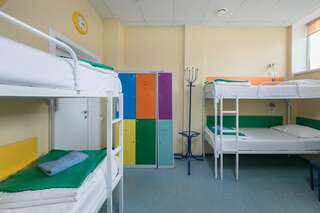 Гостиница Аква Хостел Санкт-Петербург Кровать в общем 6-местном номере-3