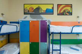 Гостиница Аква Хостел Санкт-Петербург Кровать в общем 6-местном номере-11