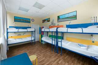 Гостиница Аква Хостел Санкт-Петербург Кровать в общем 6-местном номере-12