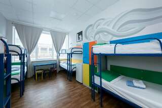 Гостиница Аква Хостел Санкт-Петербург Кровать в общем 8-местном номере-1