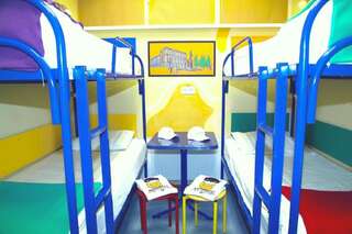 Гостиница Аква Хостел Санкт-Петербург Кровать в общем номере с 4 кроватями-1